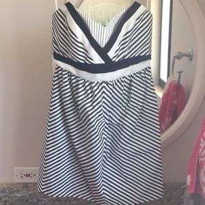 Alice + Olivia Dresses - Alice + Olivia Dress Alice + Olivia Dresses - Alice + Olivia Dress